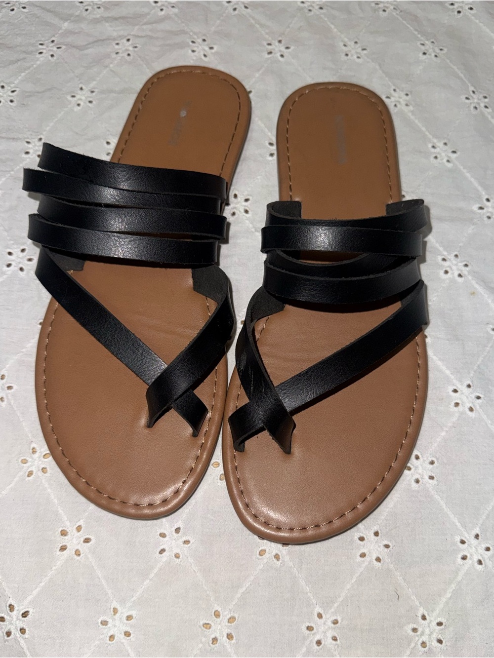 Sonoma Black Strappy Women’s Sandals - 8